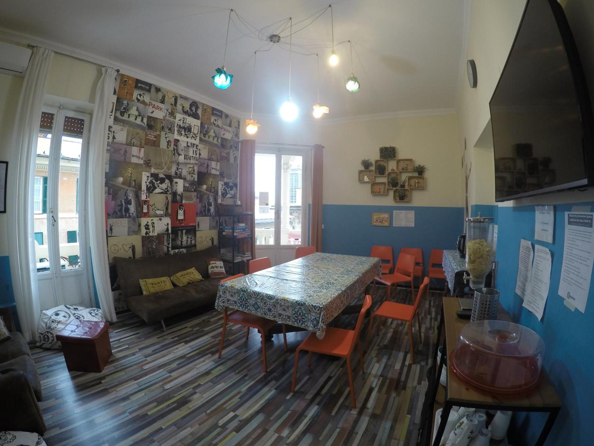Home Genoa Hostel Kültér fotó
